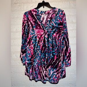 Dear Scarlett v neck 3/4 sleeve Lizzy